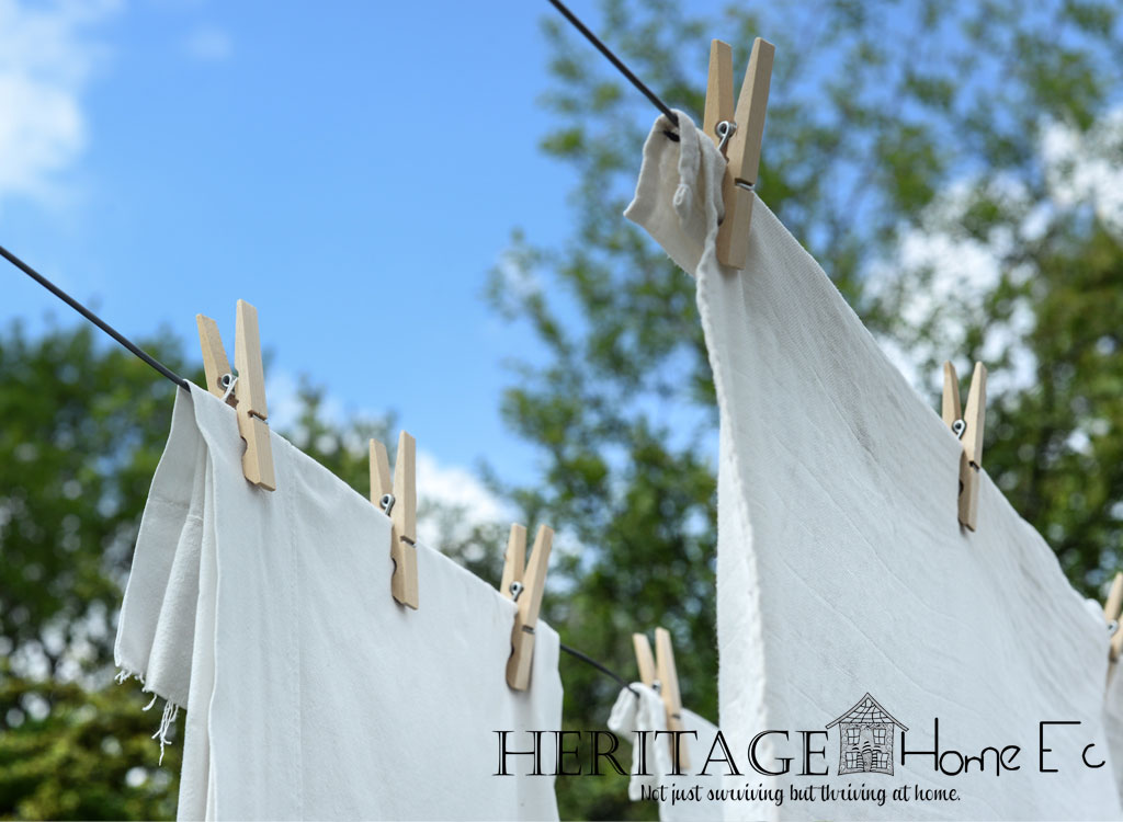 5 Reasons I Love My Clothesline- Heritage Home Ec I love my clothesline. Not that I love doing laundry, but how many of us do? Something about it just makes me happy. Get inspired to love yours too! | Home Economics | Home Ec | Homemaking | Laundry |