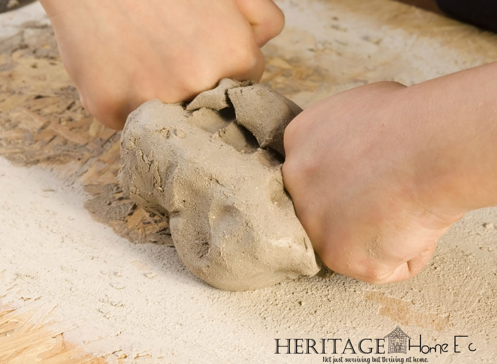 All-Natural Non-Toxic Play Clay- Heritage Home Ec Need something new to keep the kiddos busy? Try making them some of this All-Natural Non-Toxic Play Clay. It's pliable but able to dry for permanent crafts. | Crafts | Kids | Activities | Home Economics |
