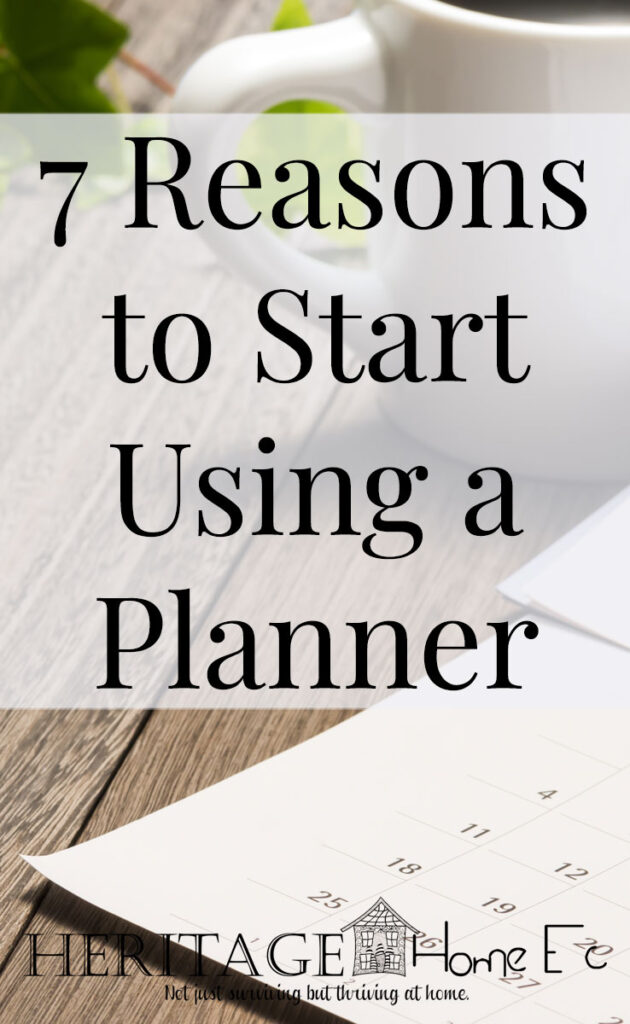 Using a planner keeps you more organized. Never forget anything again by applying these 7 reasons why you need to start using a planner. | Home Economics | Time Management | Family Management | Home Management | Planning |